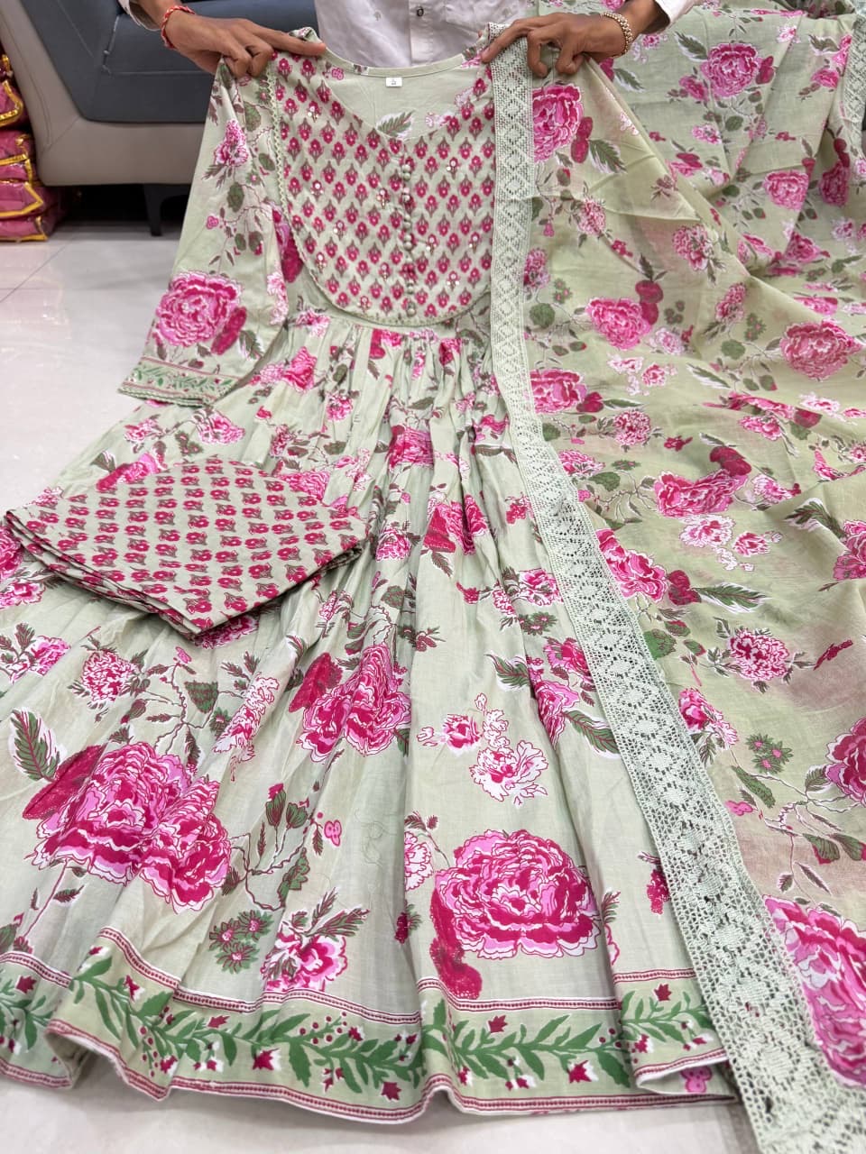 Cotton suits 