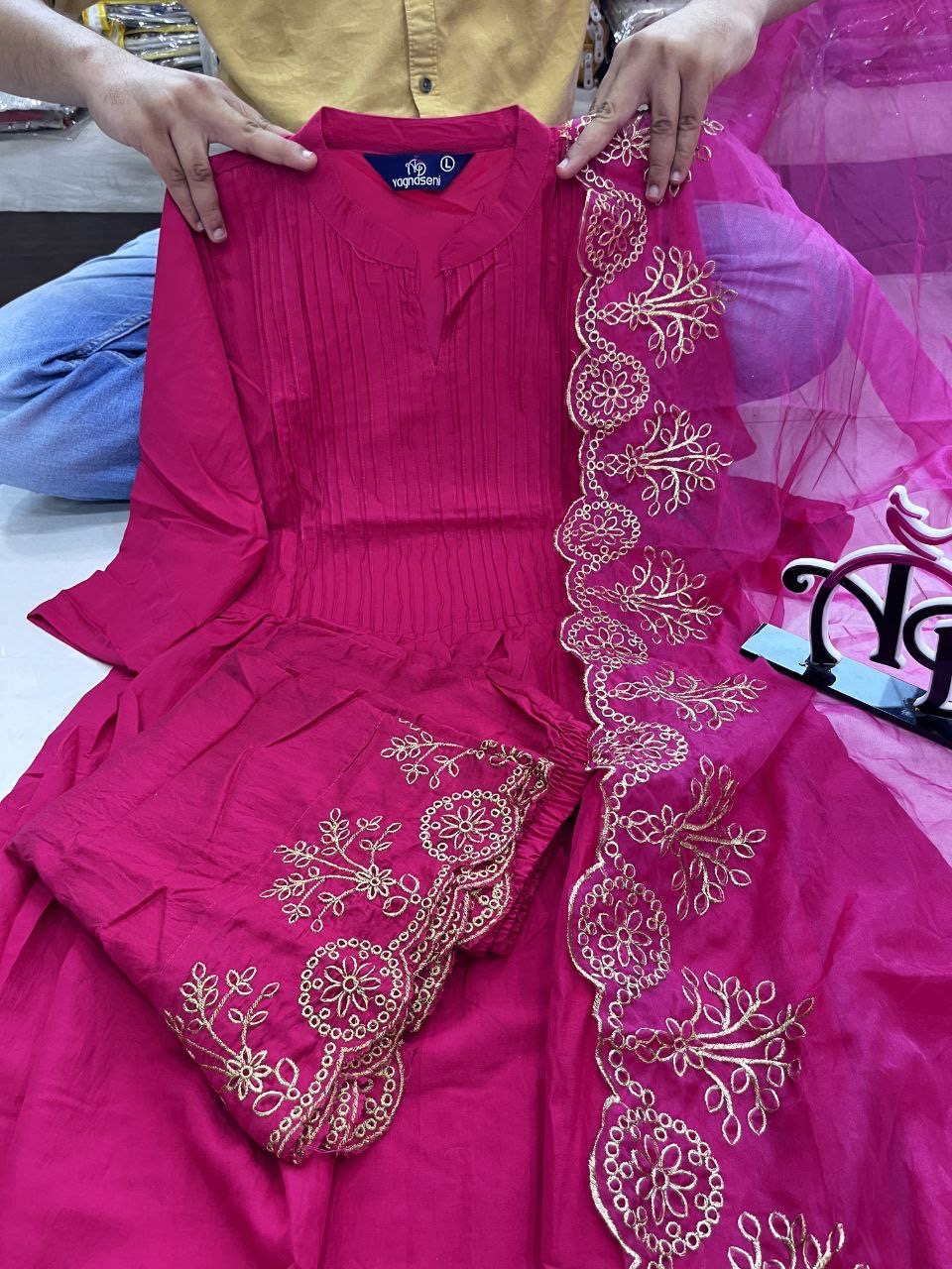 Cotton silk suit